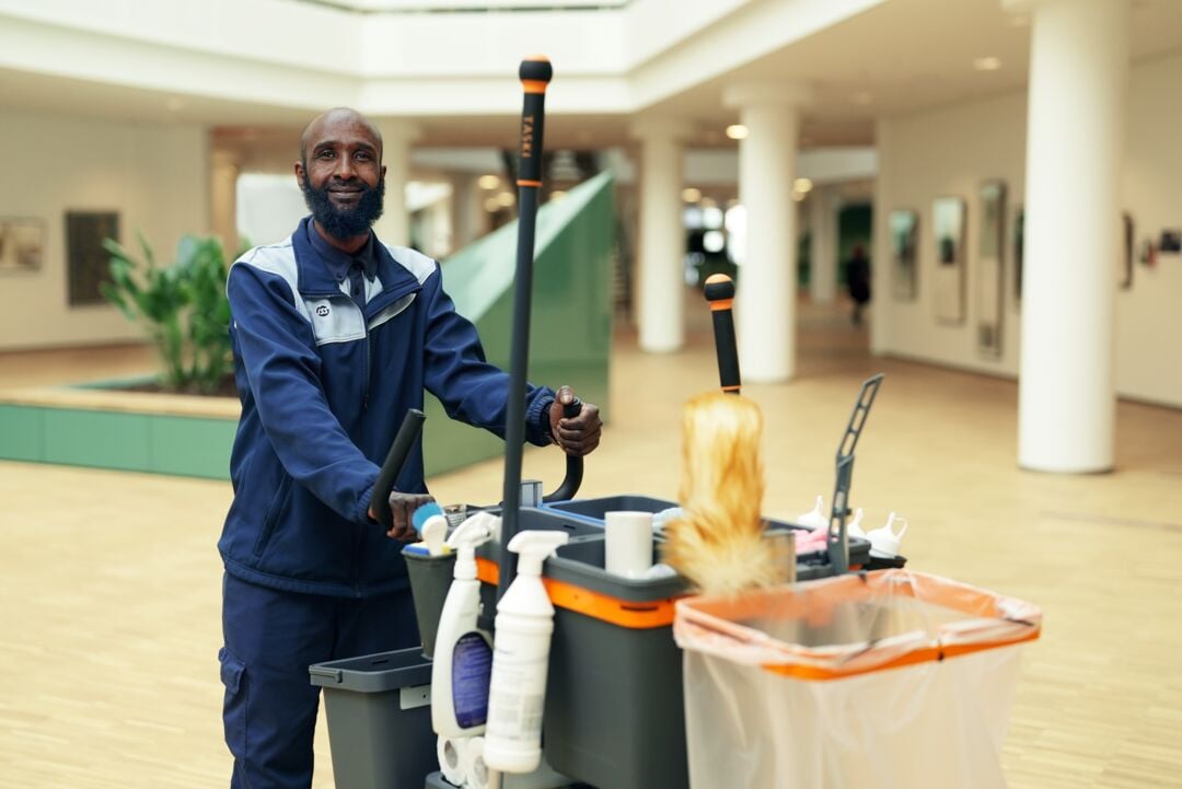 Web_Desktop-2024_ISS_Service_DK (9)