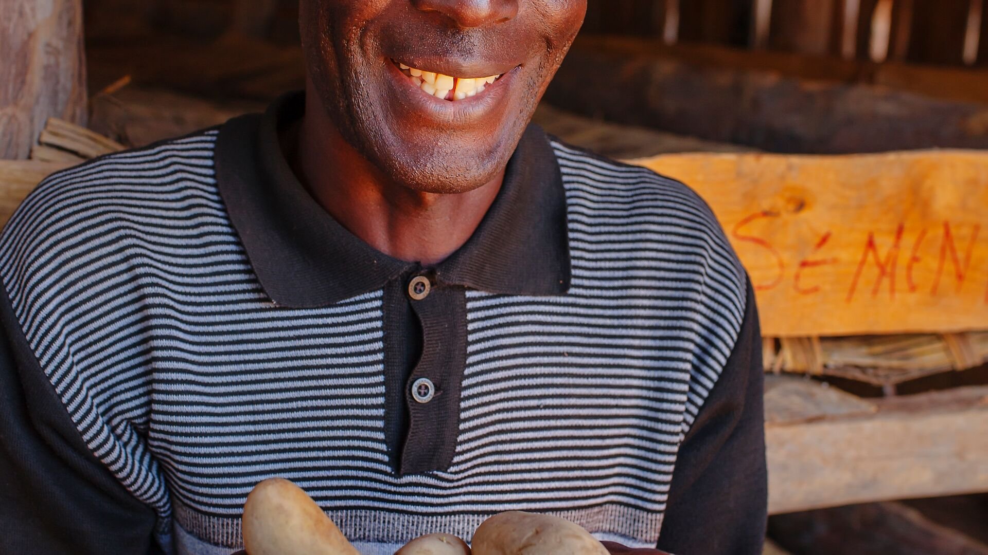 Large-fundacion-angola