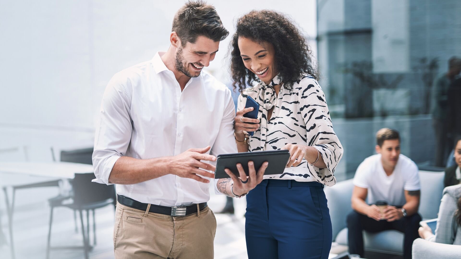 Es_IMG_Insights_NewsletterSubs